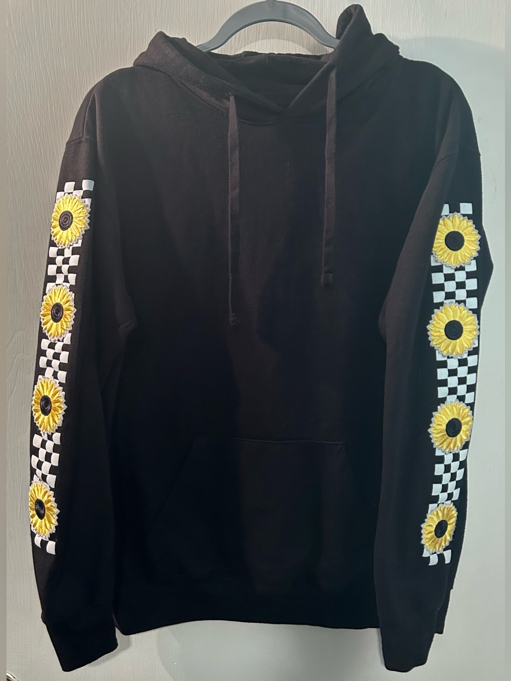 Black H3 Sportgear Hoodie with Sunflower & Checkerboard Sleeve Detail Size M